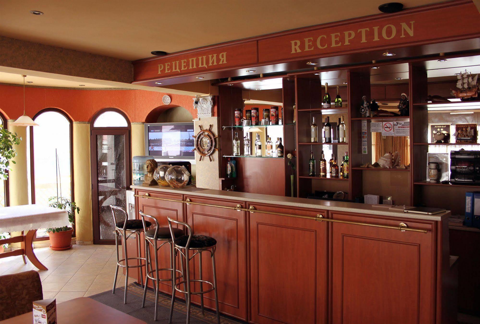 Antik Hotel Варна Екстер'єр фото
